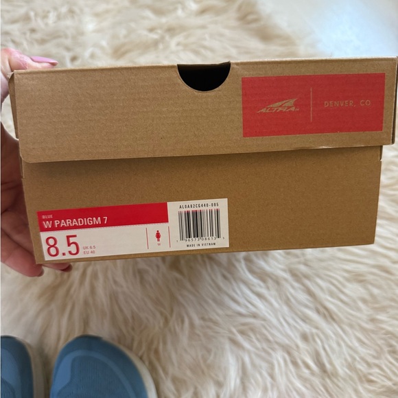 Women’s Altra Paradigm 7 Shoes - Picture 12 of 15